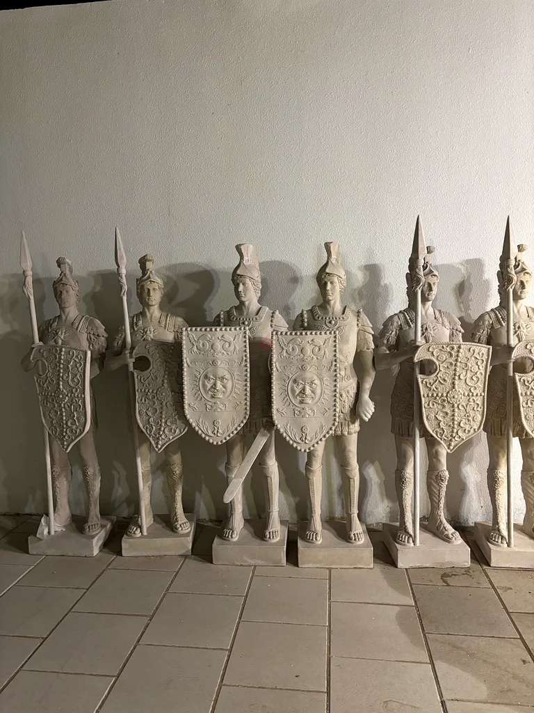 Romanian figurines for sale63223354920961113