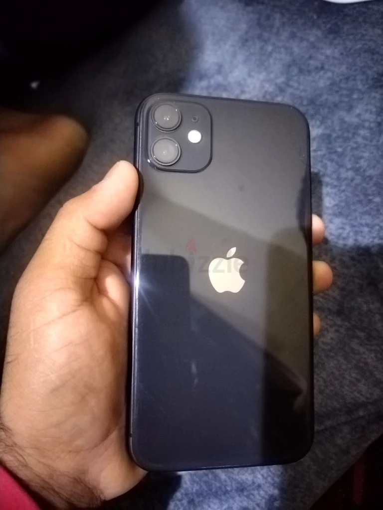 هاتف آيفون 11 بحالة جيدة63214428669827111