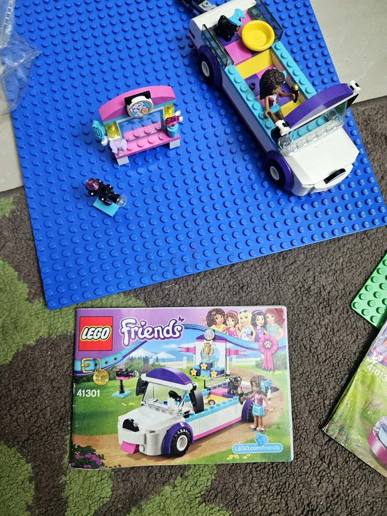 Lego Friends Puppy Parade 41301 Fun for All Ages!628638168249621122