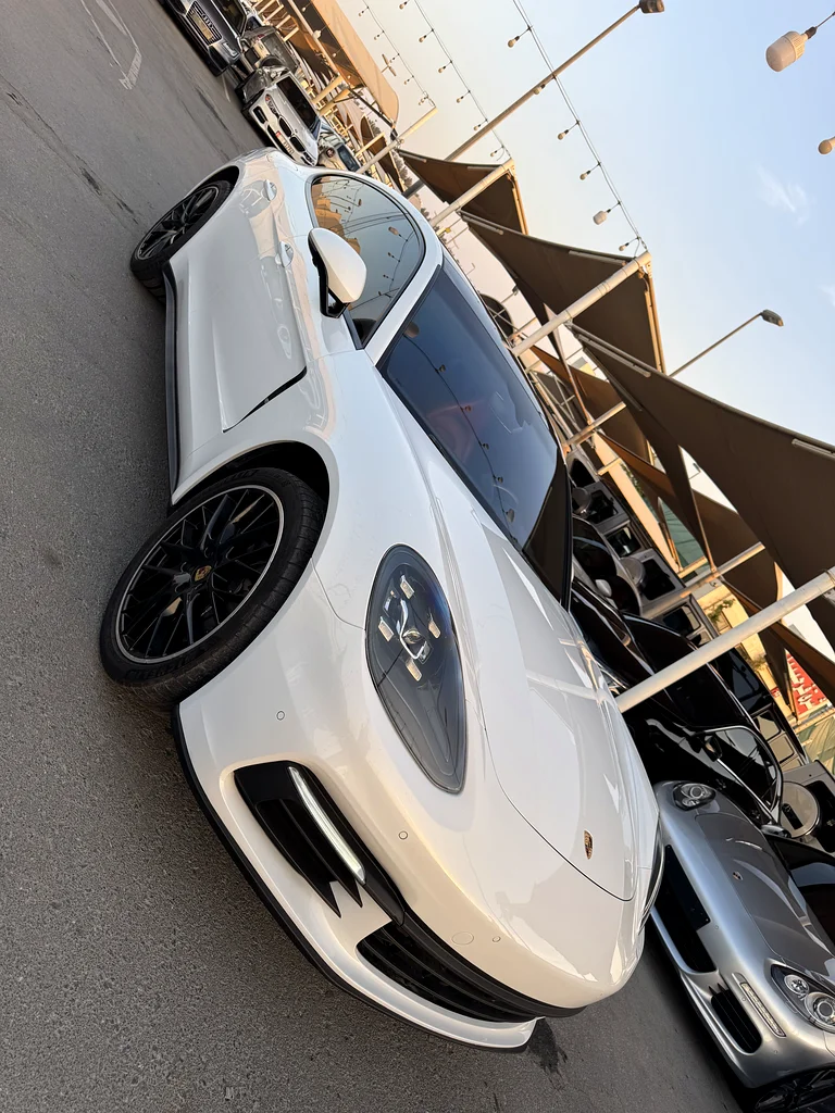 Porsche panamera63169916216195112