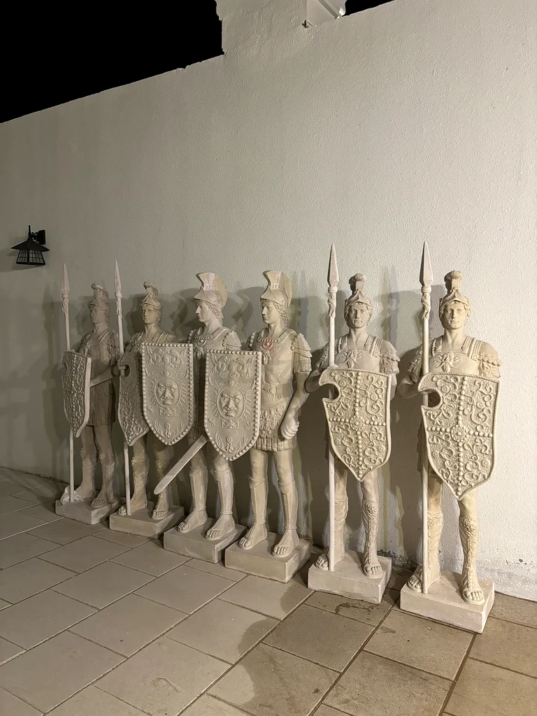 Romanian figurines for sale63223354920961119