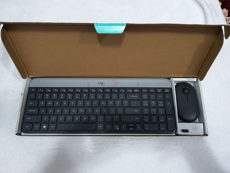 Logitech wireless keyboard and Mouse MK47063265096840833111