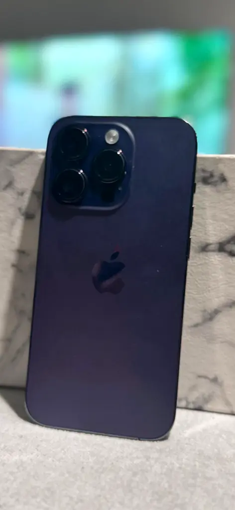 Apple iPhone 14 Pro - Sleek and Powerful!