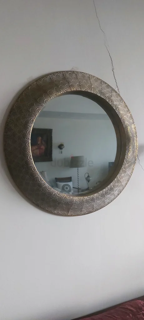 Mirror63211910337281110