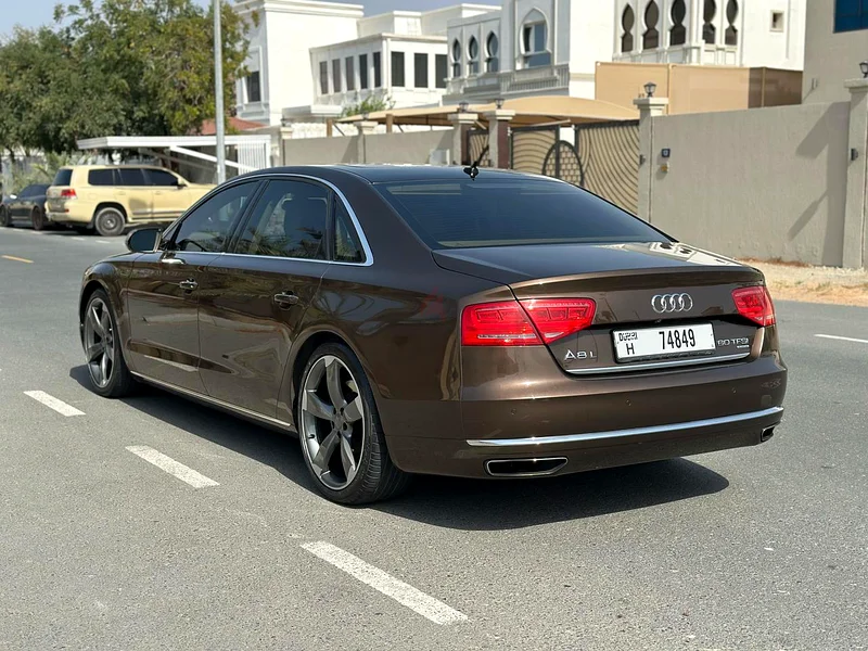 أودي A8 (L) 60 TFSI - 2014 - سجل صيانة من وكالة خدمة في دول مجلس التعاون الخليجي - حالة بريستيج63168028528257113