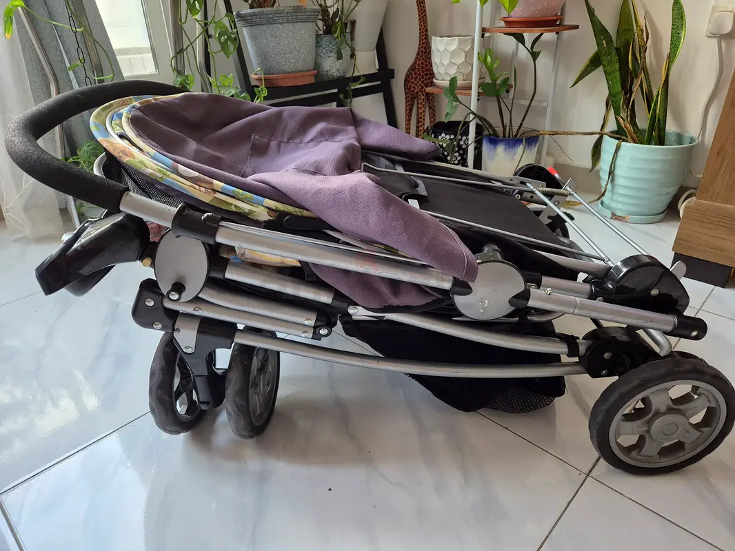 Comfy Baby Stroller in Excellent Condition63204848755202113