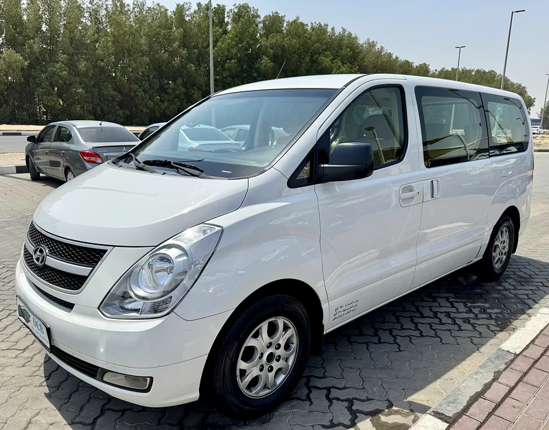 HYUNDAI H1 2016 GCC 8 Seats very good condition Engine Patrol 1 year warranty from MP WARRANTY631712991768341125