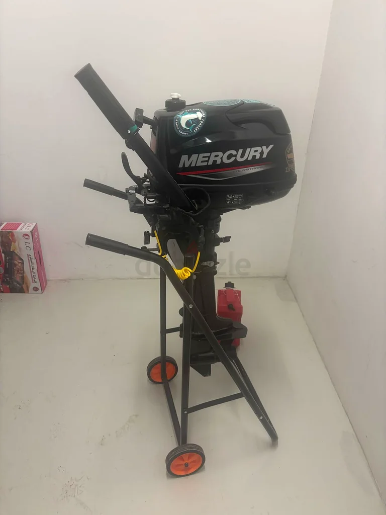 Ready for Adventure: Inflatablr Boat with Motor for Fishing for Sale!63243193942915112