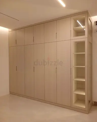 Stylish Modern Wardrobe with Spacious Storage