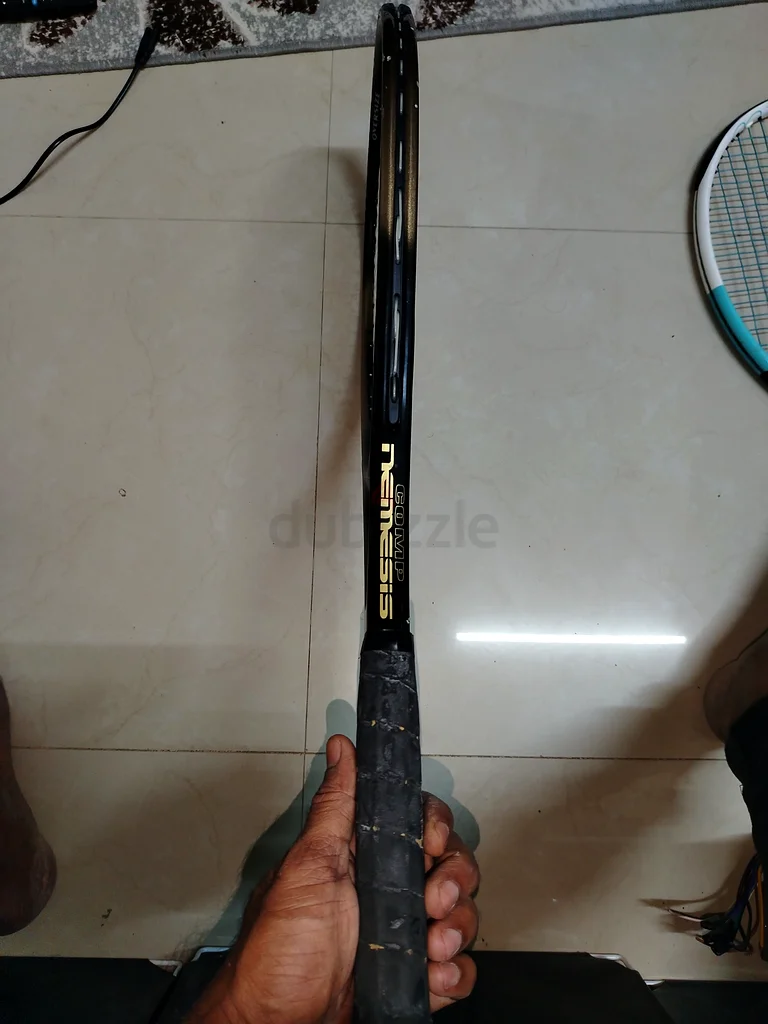 مضرب تنس نيمسيس من ميزونو63242167997186112