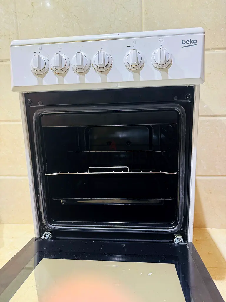 Electric cooking range