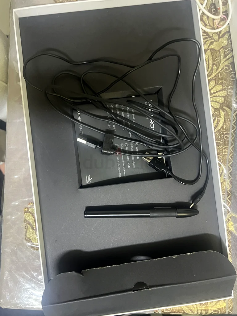 HUION Drawing Tablet - Perfect for Artists and Designers!63256598028801112
