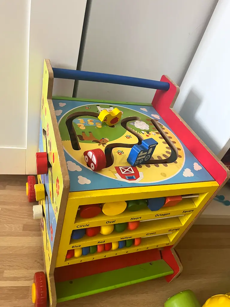Wooden walker activity63204254725507110