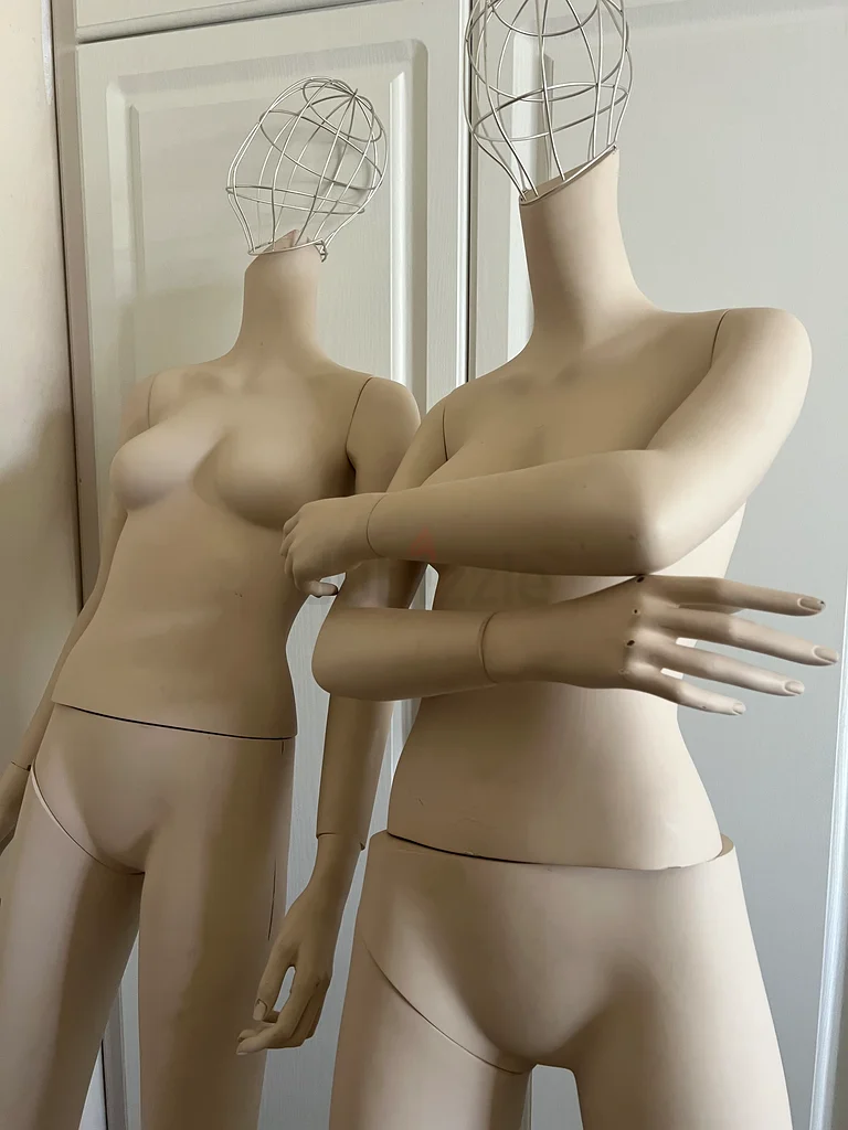 طقم عرض أنيق لعرض أحدث إبداعاتك!63258660602627111