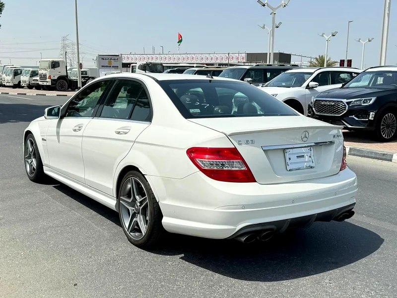 C 63 AMG - 2010 - 6.3 Litre - V8 - 45000 Km ONLY - No Paint or Any Accidents63158338840962113