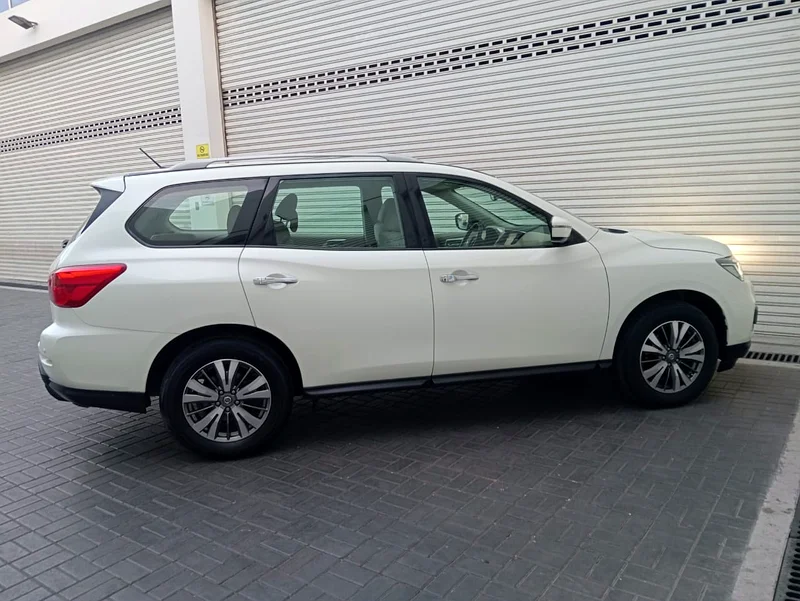 Nissan Pathfinder 2020 4wd gcc FSH accident free63148166042627114