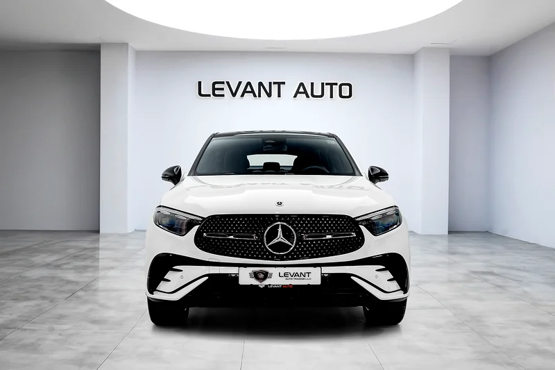 MERCEDES BENZ GLC200 / GCC / 2025 / 0 KM / UNDER WARRANTY AND SERVE CONTRACT63159257055105111