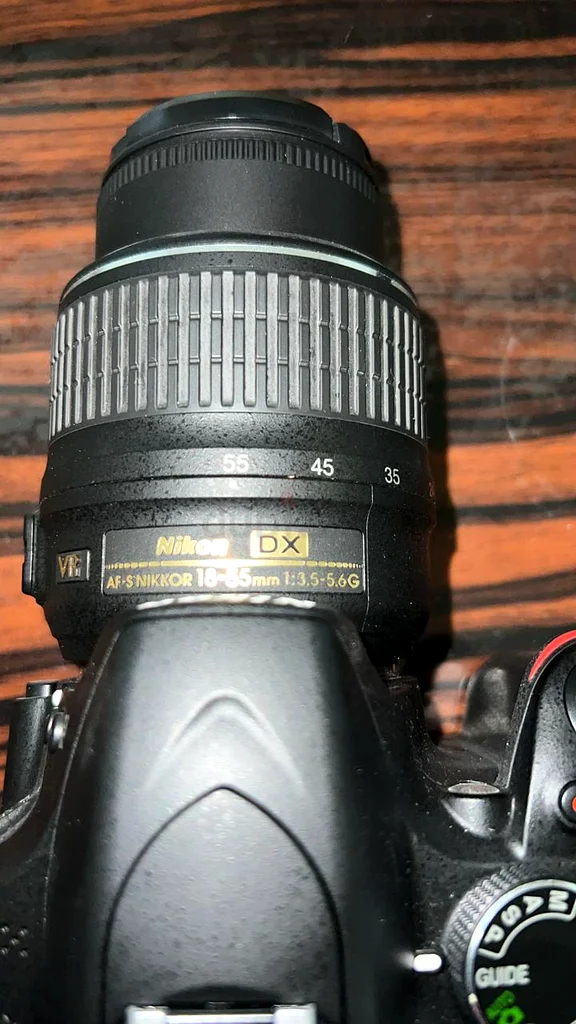 نيكون D3200 + نيكون WU-1a + عدسة نيكون 55-200 مم + عدسة نيكون 18-55 مم + شاحن بطارية نيكون + حقيبة62932696268675114