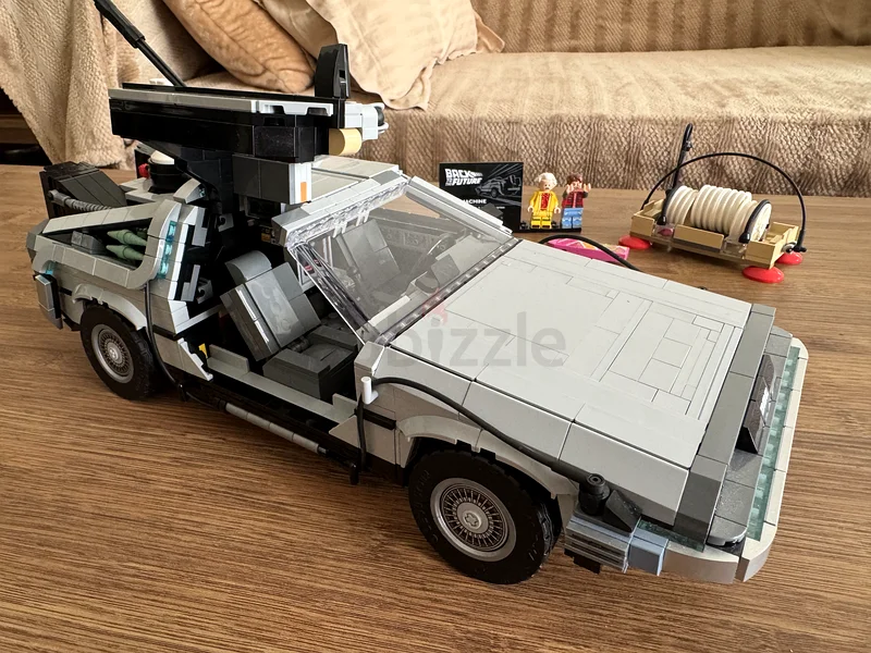 Iconic Back To The Future LEGO Model628638165009931126