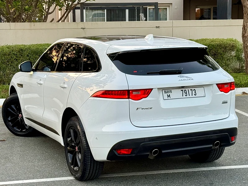 JAGUAR F-Pace 2019 R Sport in Perfect condition | Top Of Rage | FSH | Never had accident or paint |63222309269889114