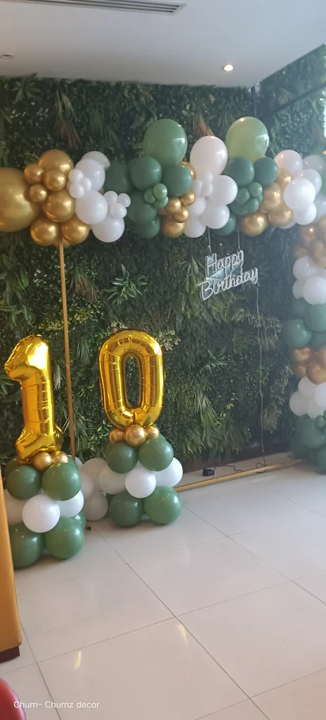 Birthday party balloon and flowers decorations62934691266561112