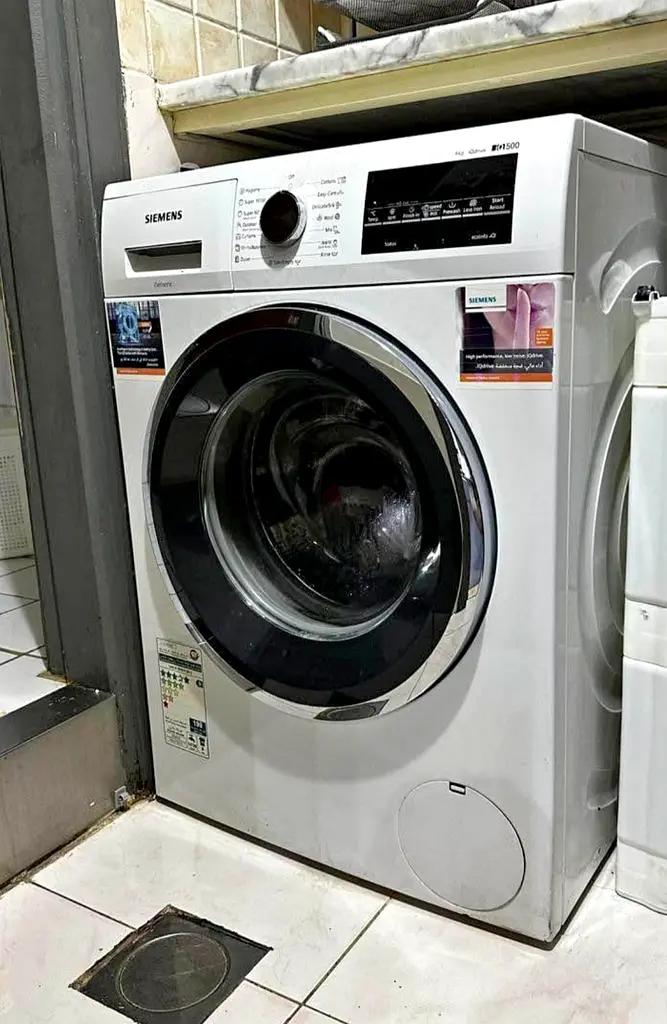 Siemens latest model iQ500 9kg washing machine