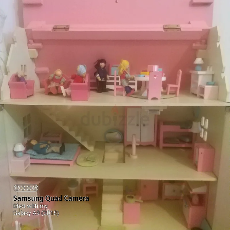 بيت دُمى ساحر مع أثاث وإكسسوارات63208382540547112