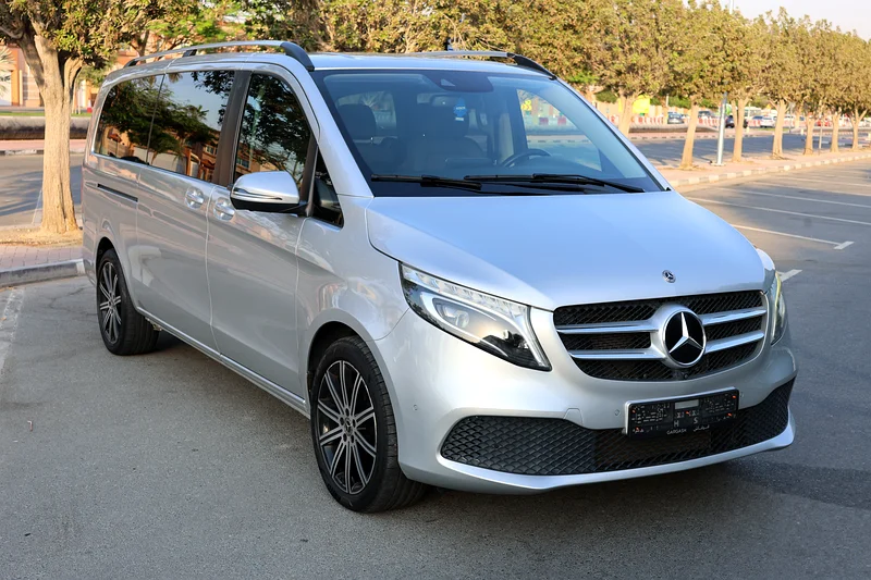 MERCEDES-BENZ V-class V250-2020-133000KM-GCC SPECS63163857854211111
