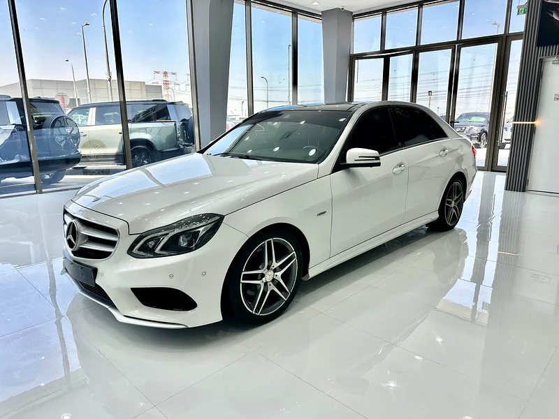 Abu Dhabi, towering in the world of cars63228276920323112