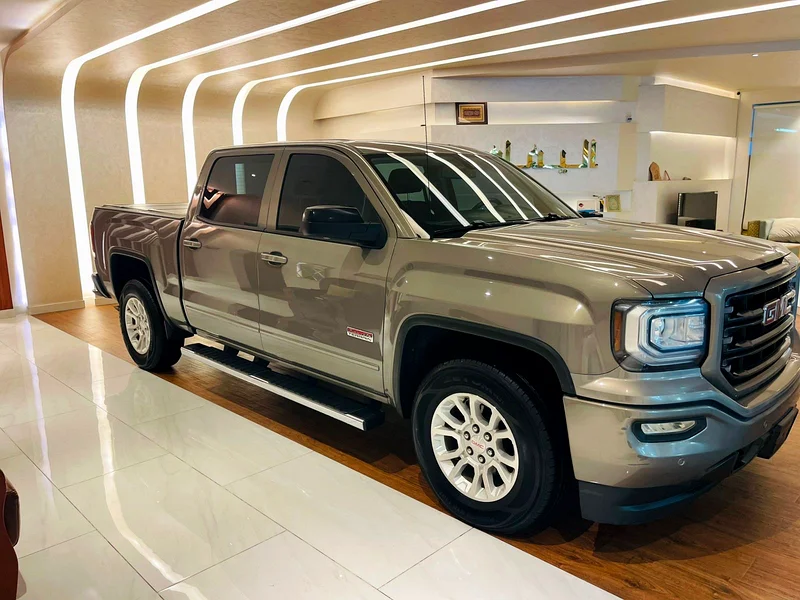Gmc sieera model 2017 all train gilf space very clean car631747758586901123