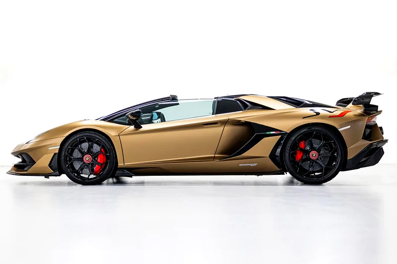 Lamborghini Aventador SVJ Roadster63154166041601114