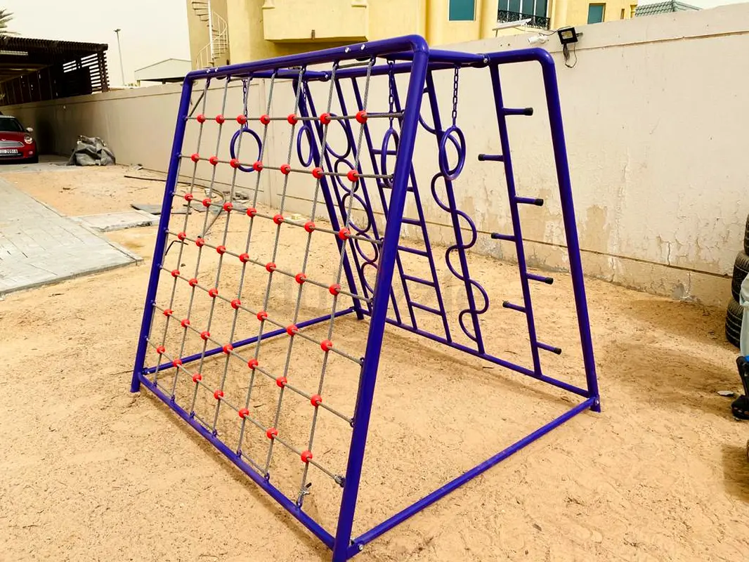 ألعاب تسلق للأطفال