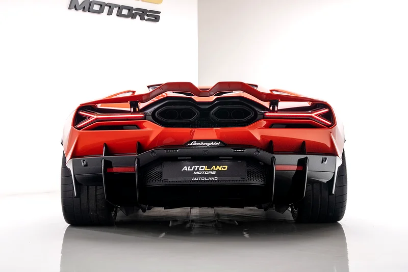 2024 LAMBORGHINI REVUELTO. STUNNING SPEC63155552616961114