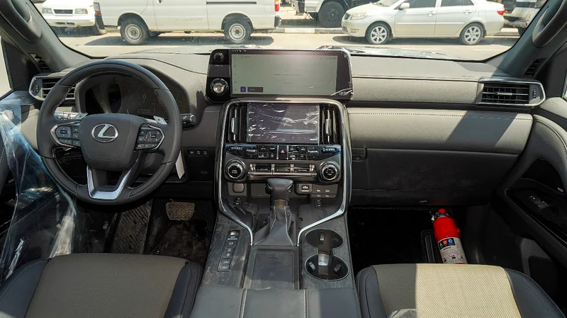 صادرات فقط 2025 لكزس LX600 أوفر تريال 3.5 لتر ناقل حركة أوتوماتيكي بنزين63149581182211111