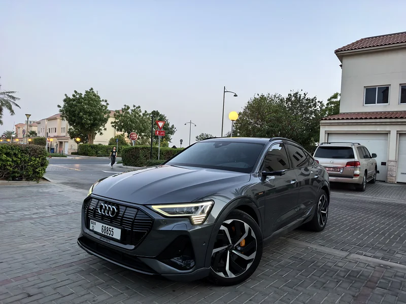 AUDI E-TRON SPORTBACK S LINE 55 QUATTRO VERY LOW K.M ONLY 34000 FULL SERVICE HISTORY GCC63225312782081111