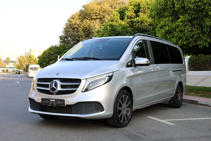MERCEDES-BENZ V-class V250-2020-133000KM-GCC SPECS63163857854211112