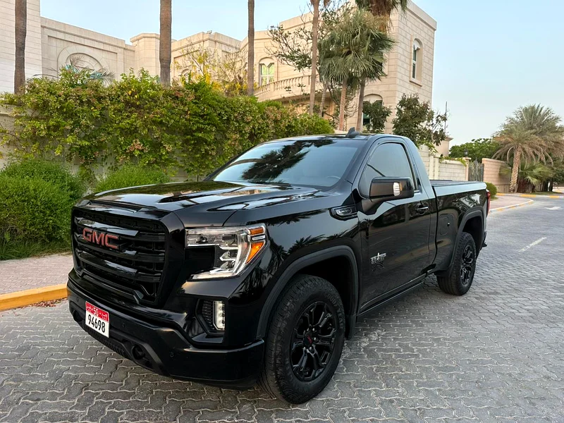 للبيع GMC سييرا (خليجي)  موديل 2022  الموتر باب واحد63175705106947110
