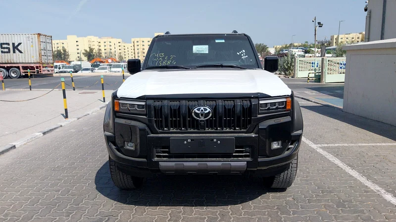 Toyota Prado Luxury + Turbo Diesel 202563157883047042111