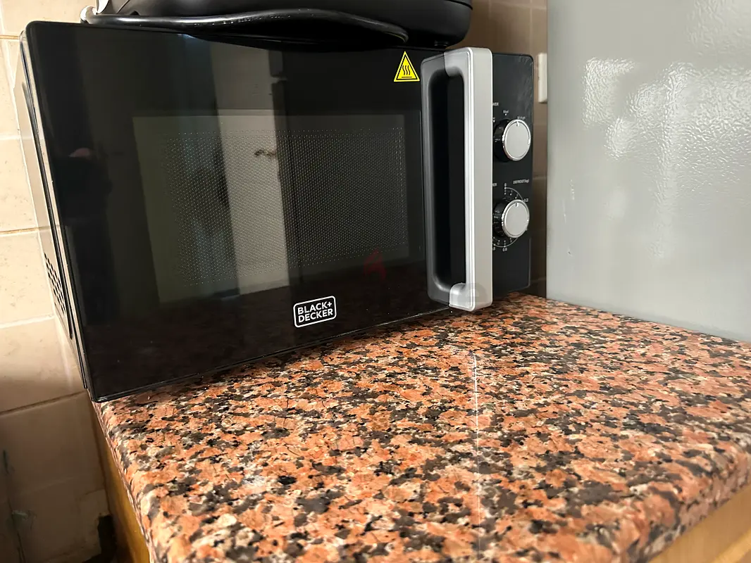 Efficient Black  Decker Microwave Oven for Quick Meals63247748176001111