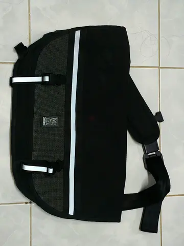 Chrome Kadet Messenger Bag Chrome Night Series