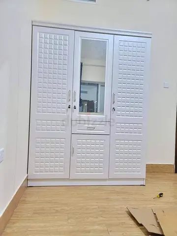 3 door cabinet