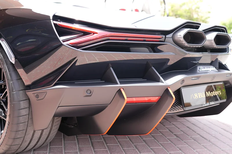 2024 Lamborghini Revuelto | GCC Specs | Warranty and service | Payment Plan63177937126145114