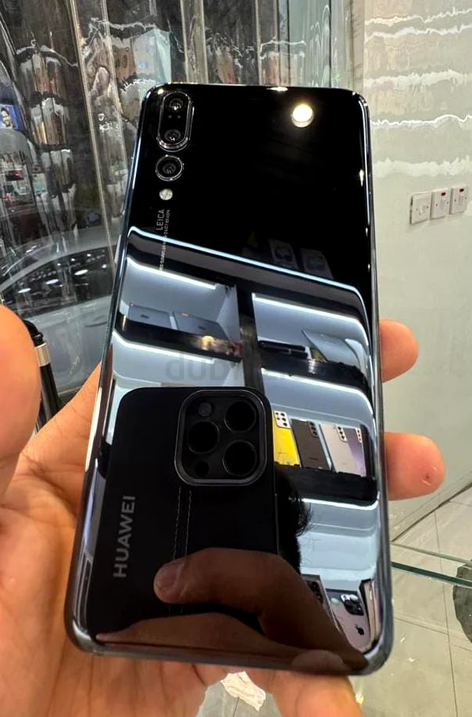 Huawei P20Pro  8GB 128GB 2SIM ORIGNAL STOCK AVAILABLE IN VERY GOOD PRICE632158739735061124