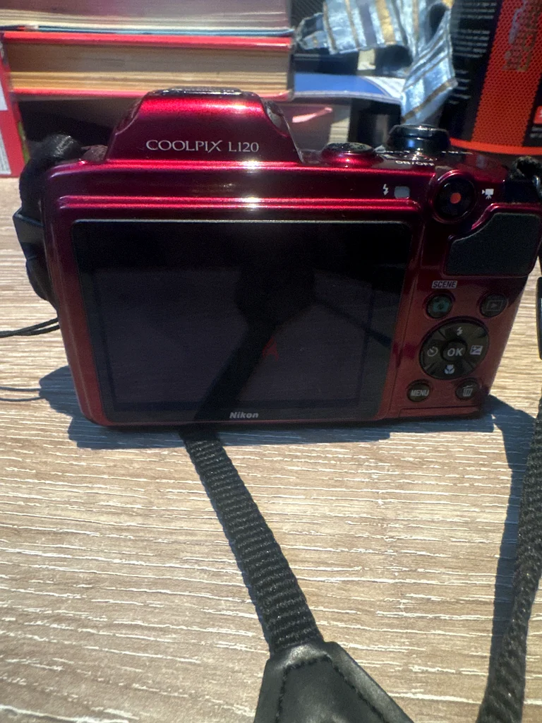نيكون COOLPIX L120 + حقيبة الكاميرا63235113933058111
