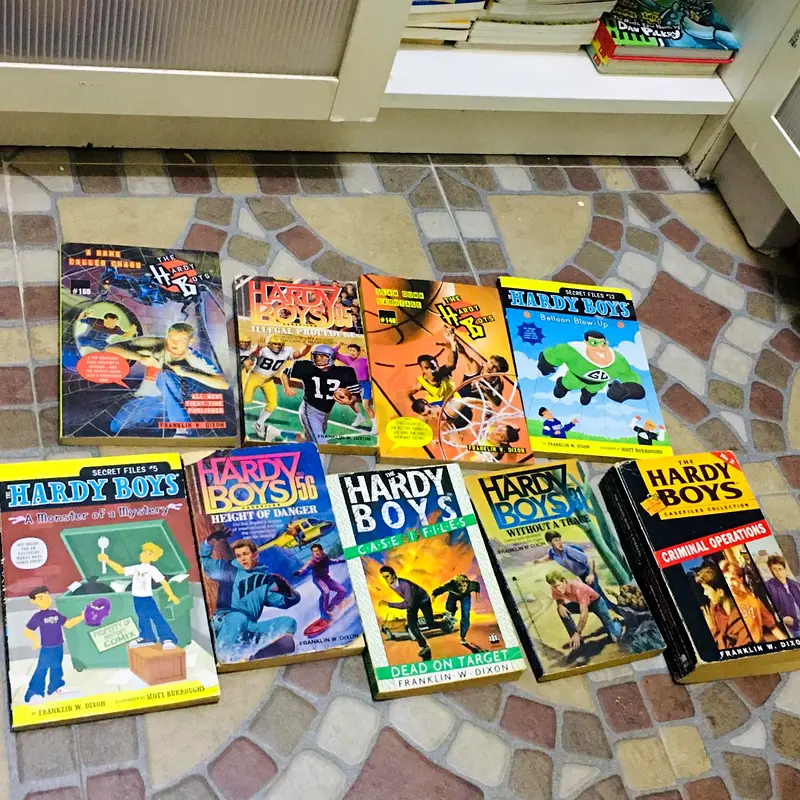 Books for sale:: Hardy Boys