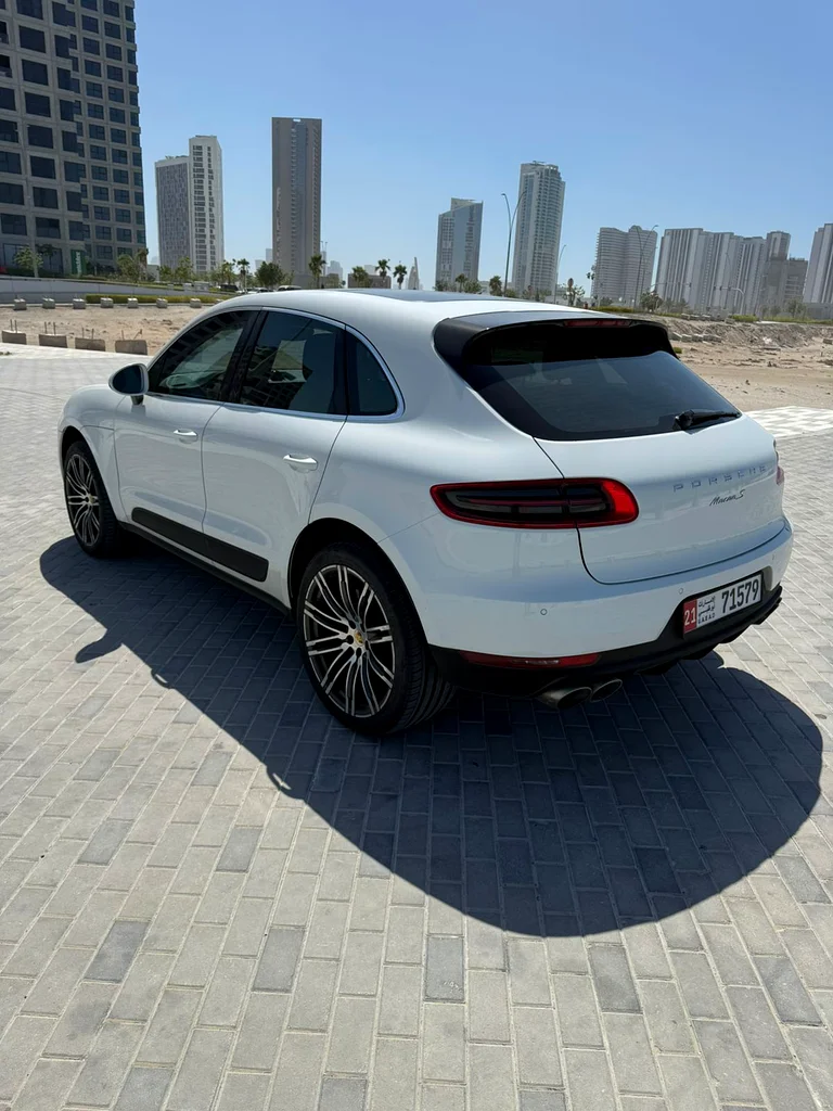 بorsche ماكان S لعام 2015 في حالة ممتازة63150022395011113