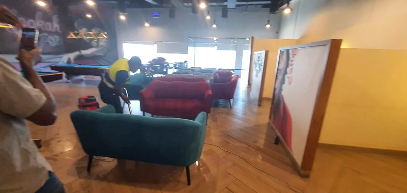 Sofa/couch, mattress, curtains apartment, villa deep cleaning63218321760129111