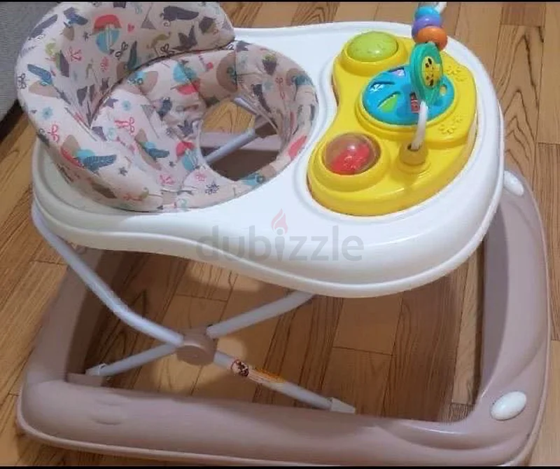 عربة تنقل الأطفال632063901034261112