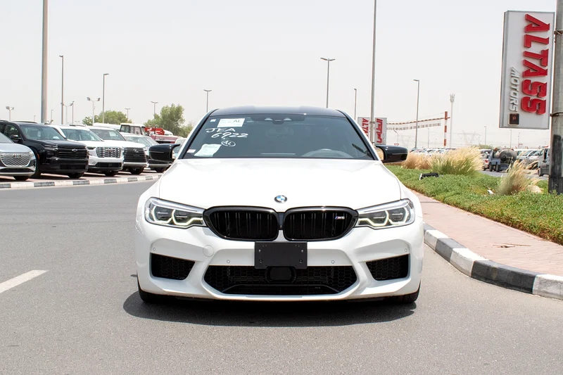 2018 - BMW M5- IMMACULATE CONDITION - ONLY 24,000 KM DONE63161068741634111