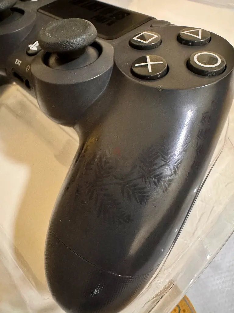 Ps4 controller limited edition LOUs63228830542721112